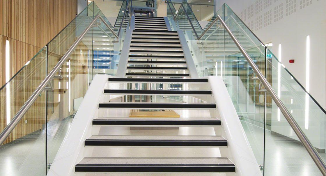 Frameless Glass Staircase
